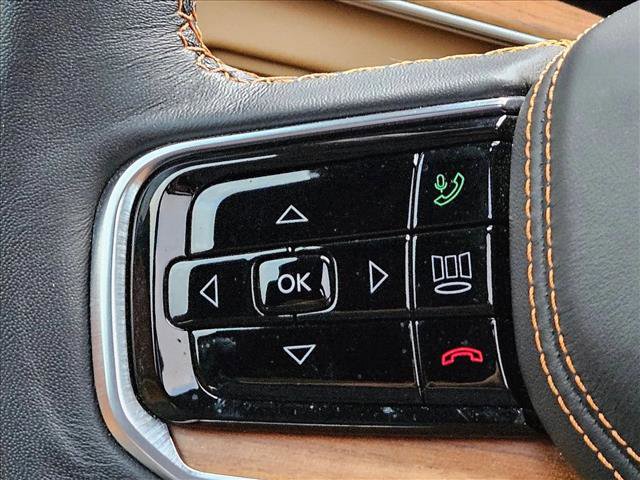 Used 2024 Jeep Grand Wagoneer Series III AWD/4WD image 26