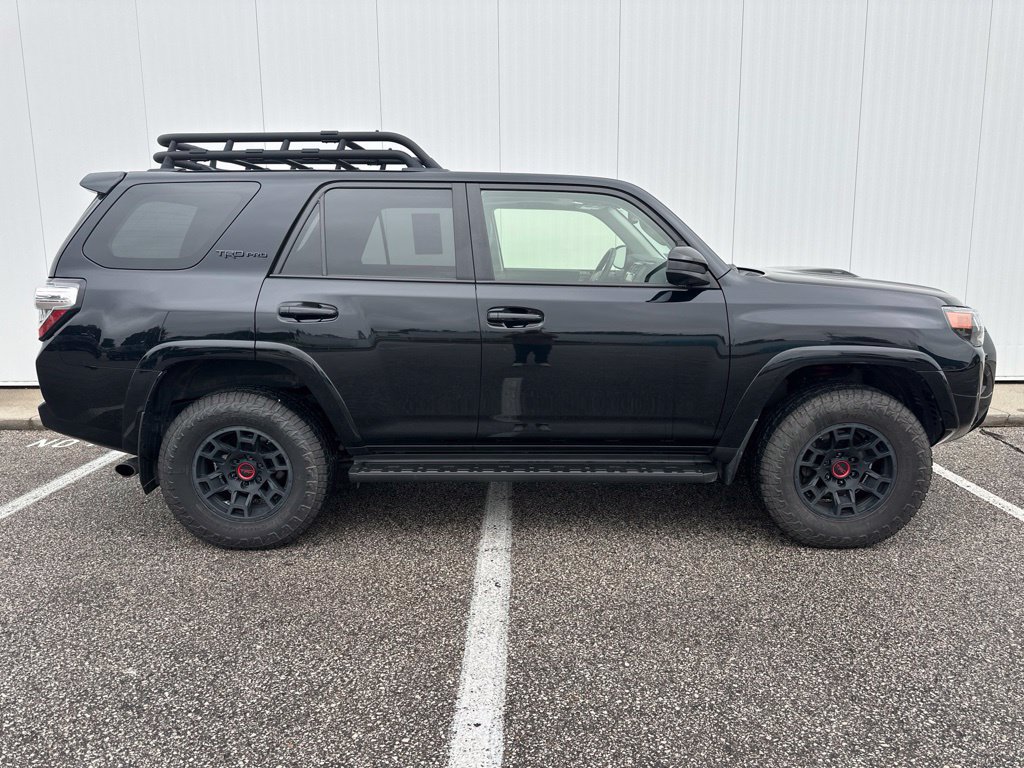 Used 2022 Toyota 4Runner TRD Pro AWD/4WD image 9