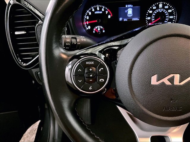 Used 2022 Kia Soul X-Line FWD image 17