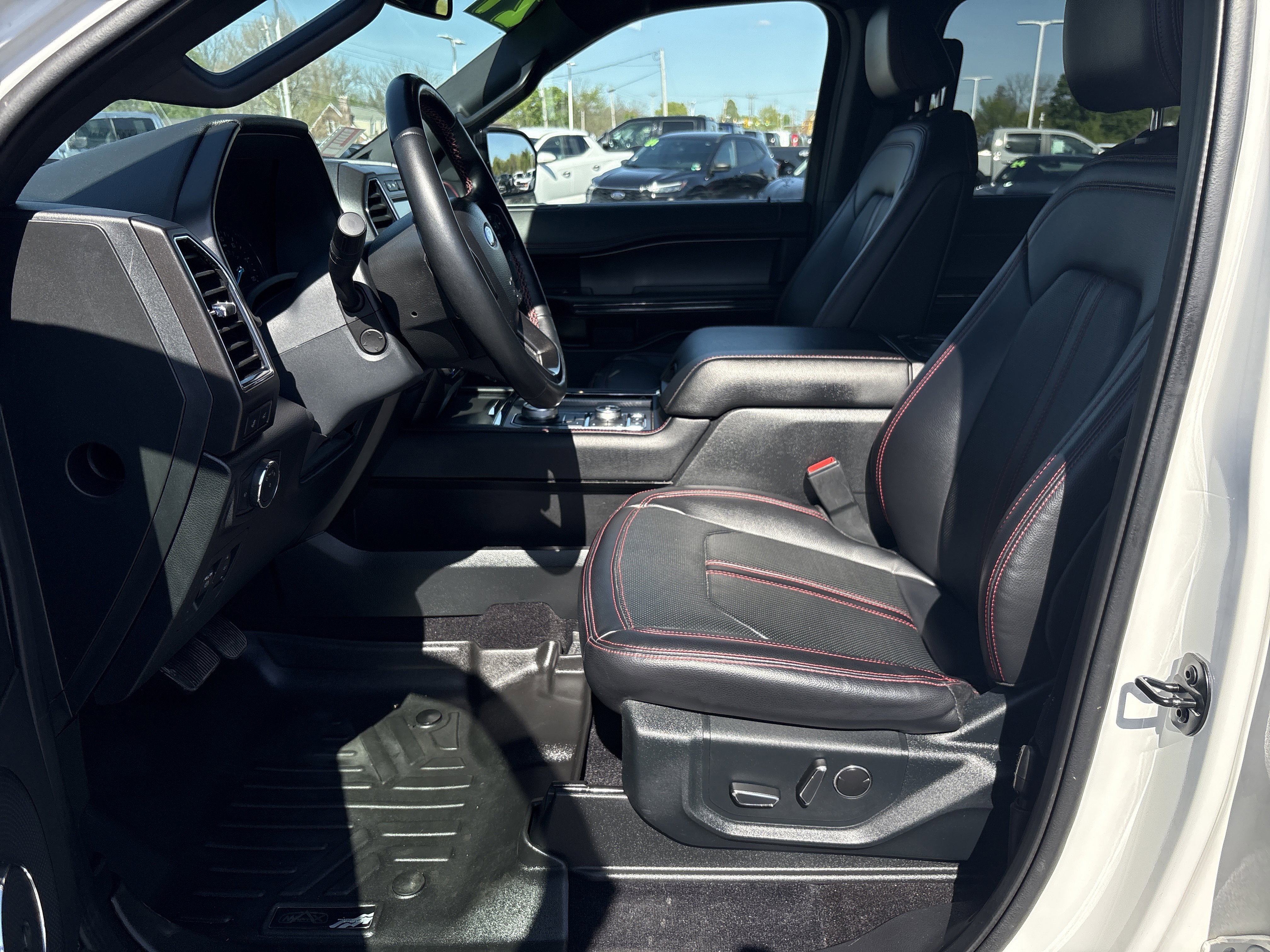 Certified 2021 Ford Expedition Limited AWD/4WD image 18