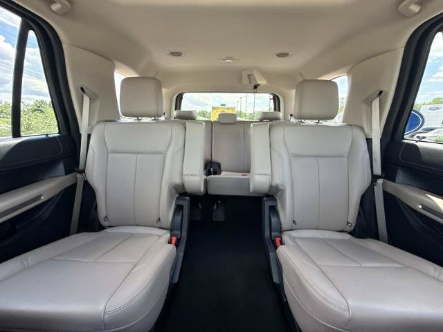 Certified 2024 Ford Expedition XLT RWD image 22
