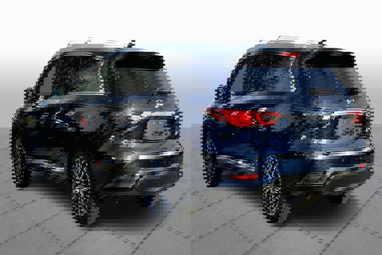 Used 2019 INFINITI QX60 Luxe w/ Sensory Package image 11