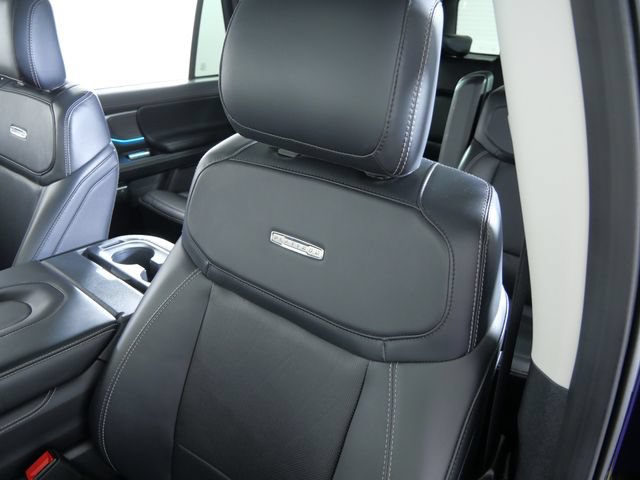 Certified 2025 Ford Expedition Platinum w/ Driver's Package AWD/4WD image 21