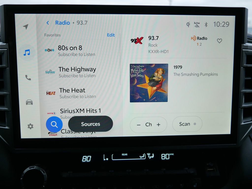 Used 2025 Toyota Sequoia Platinum image 23