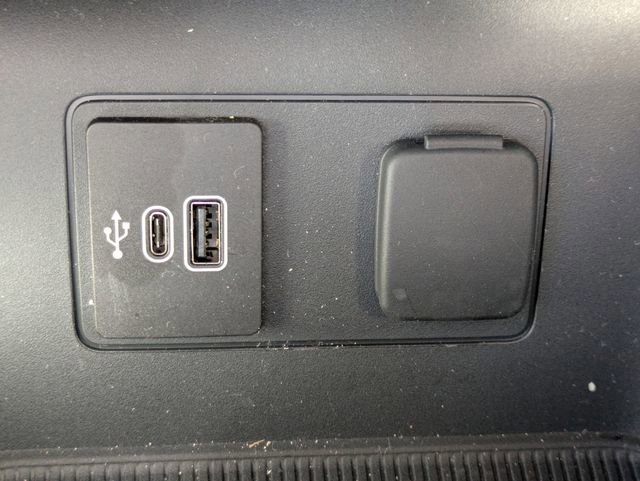 Certified 2026 Ford Explorer Active image 21