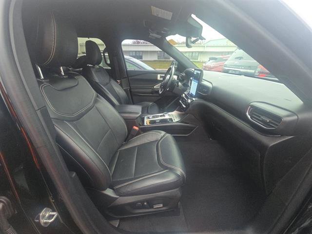 Certified 2022 Ford Explorer ST w/ Equipment Group 401A image 12