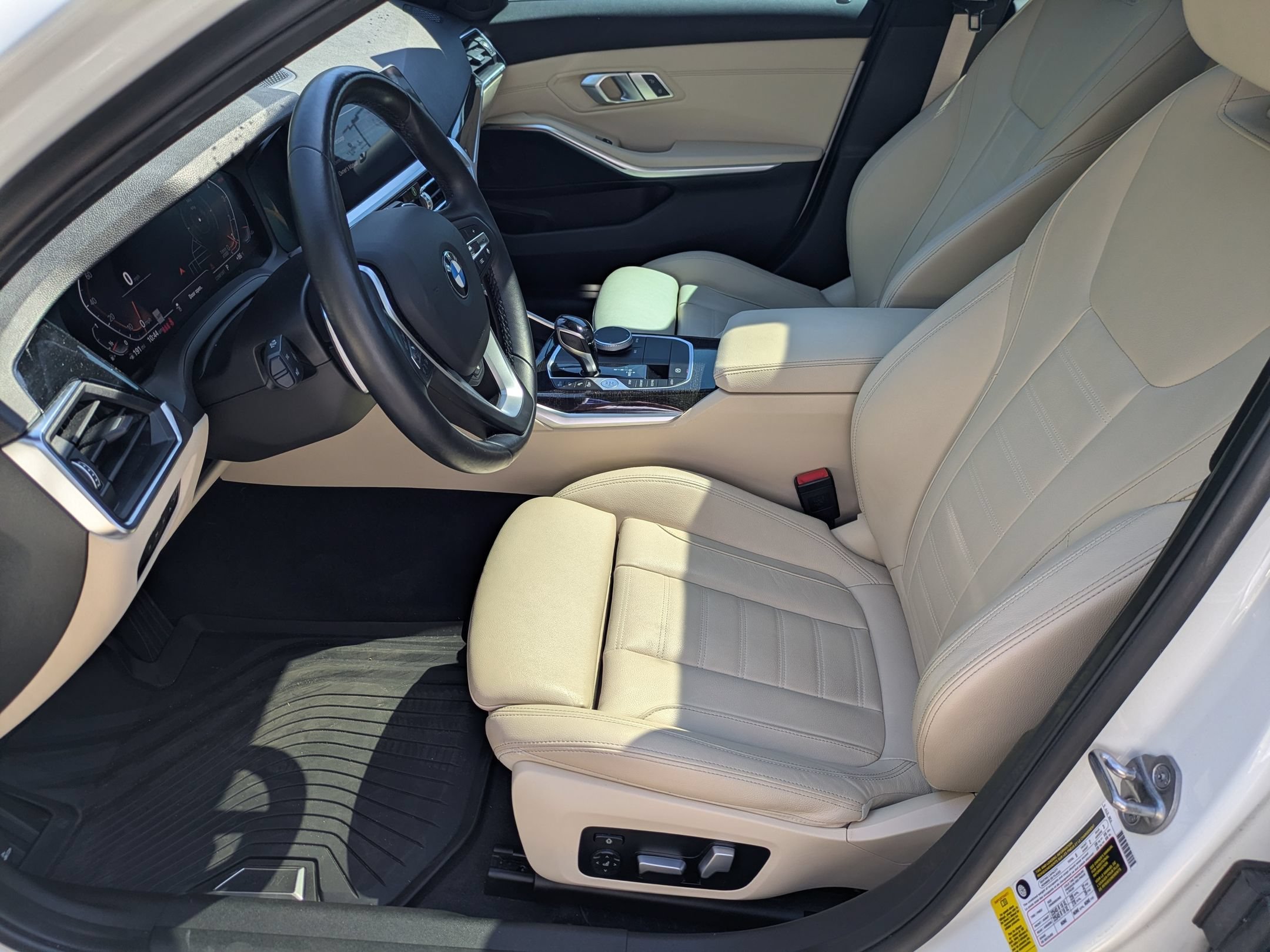 Used 2021 BMW 330i Sedan w/ Premium Package RWD image 12