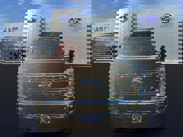 Certified 2025 Ford F350 XLT w/ Snow Plow/Camper Package image 7