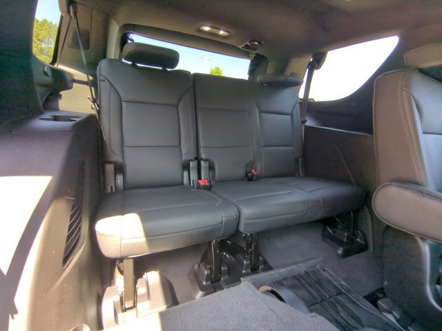 Used 2023 Chevrolet Tahoe Z71 w/ Luxury Package image 33
