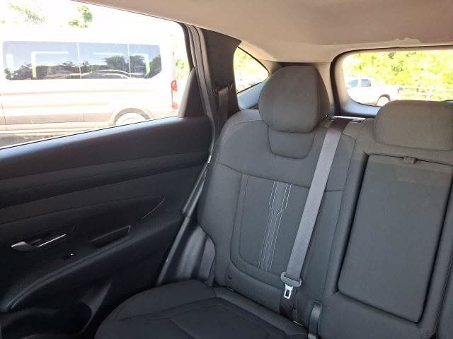 Used 2025 Hyundai Tucson SEL AWD/4WD image 12