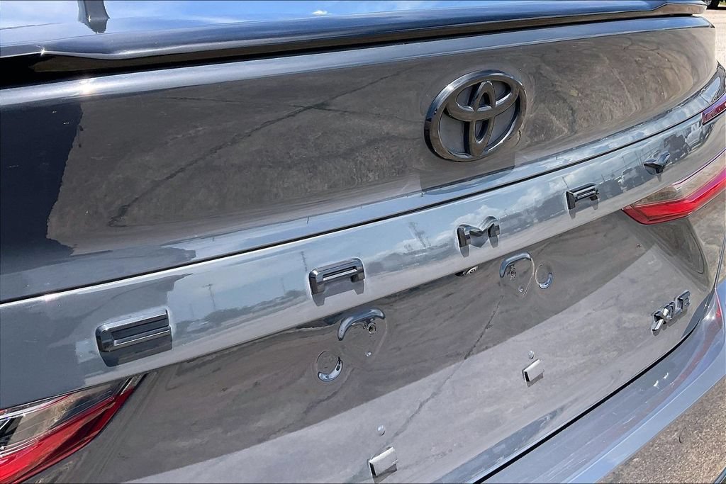 Used 2025 Toyota Camry XLE w/ Premium Plus Package AWD/4WD image 27