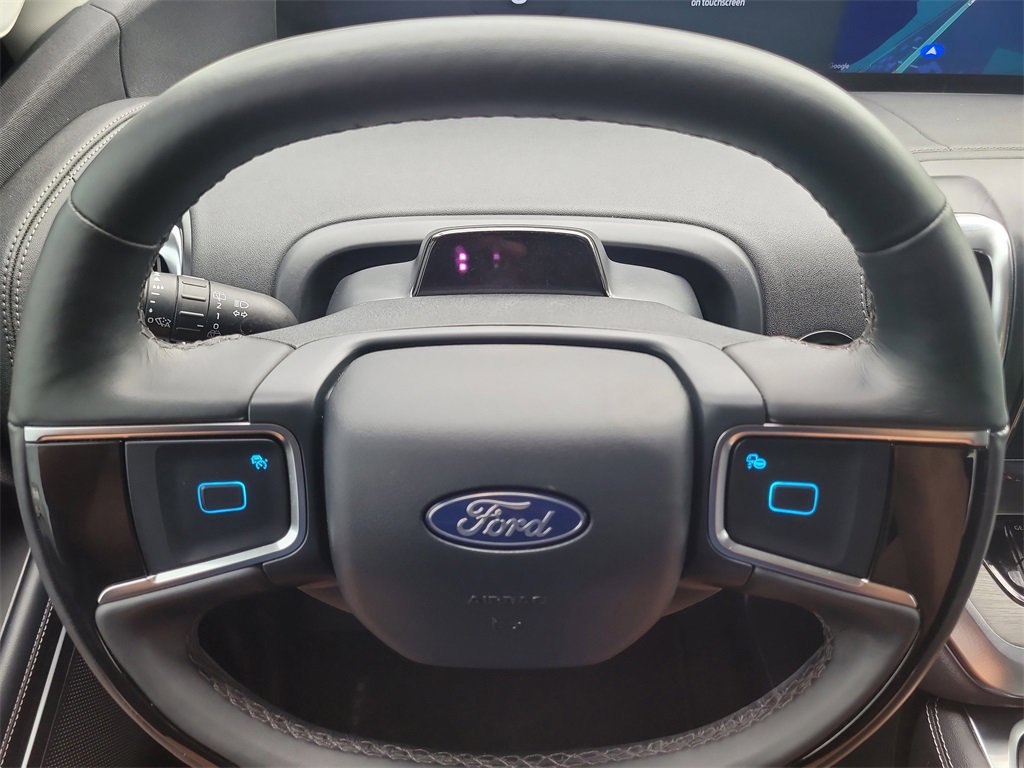 Certified 2025 Ford Expedition Max Platinum image 31