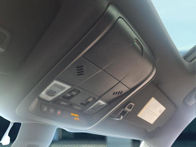 Used 2023 Chevrolet Equinox RS w/ RS Leather Package image 32