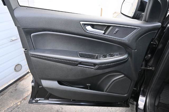Certified 2023 Ford Edge SE w/ Black Appearance Package AWD/4WD image 18