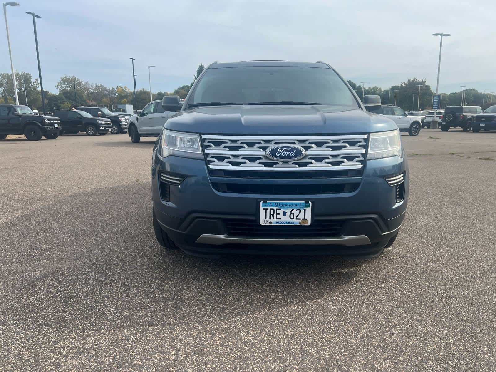 Certified 2019 Ford Explorer XLT w/ Class III Trailer Tow Package AWD/4WD image 2