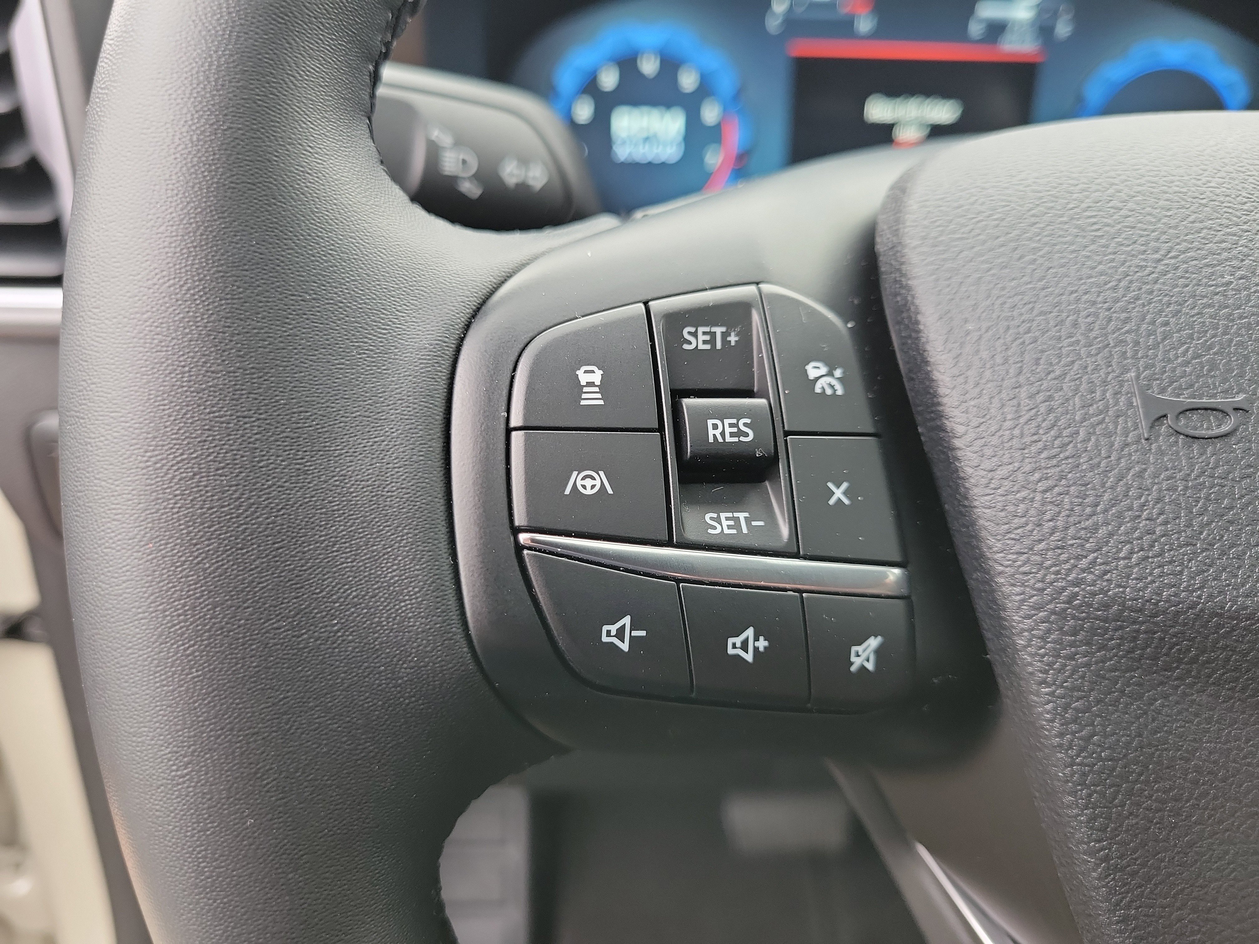 Certified 2025 Ford Bronco Sport Outer Banks w/ Outer Banks Tech Package+ AWD/4WD image 5