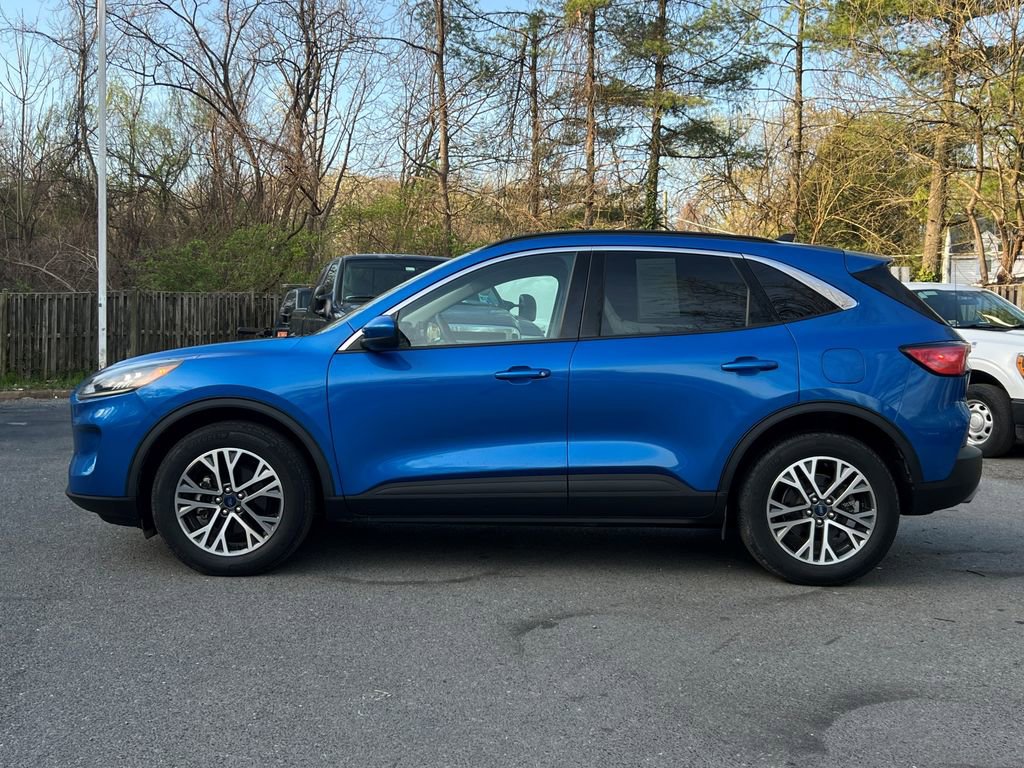 Certified 2020 Ford Escape SEL image 4