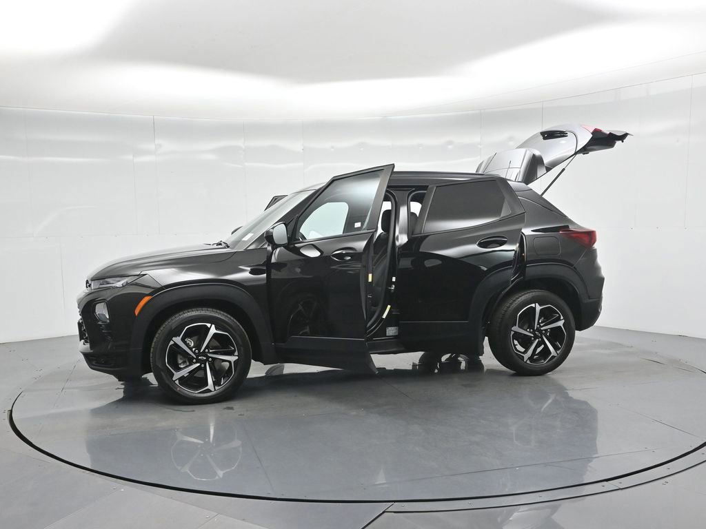 Used 2021 Chevrolet TrailBlazer RS image 57