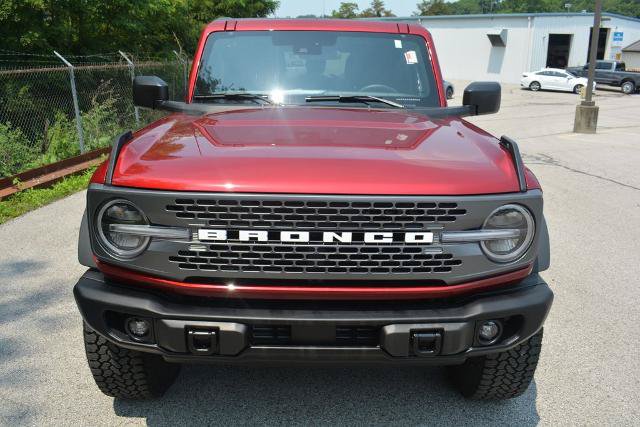 Certified 2025 Ford Bronco Badlands w/ Sasquatch Package AWD/4WD image 2