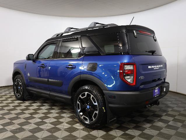 Certified 2023 Ford Bronco Sport Outer Banks w/ Tech Package image 2