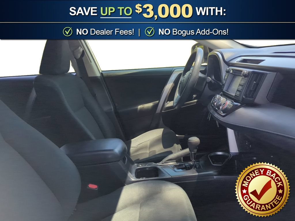 Used 2018 Toyota RAV4 LE FWD image 22