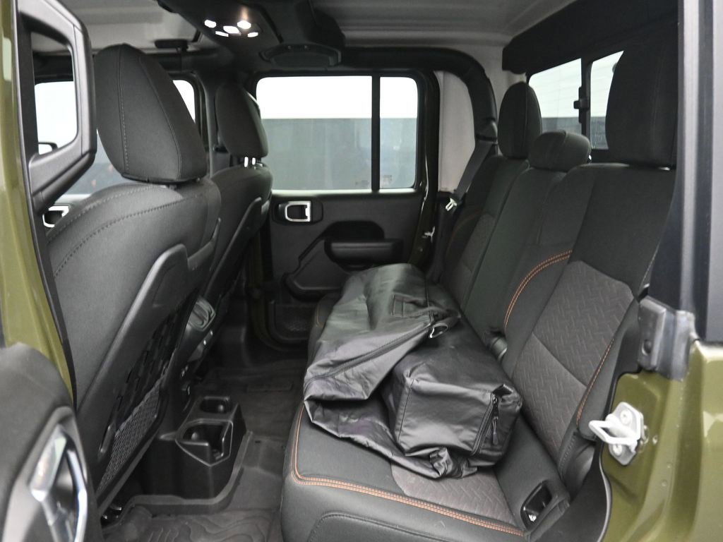 Used 2022 Jeep Gladiator Mojave w/ Cold Weather Group image 11