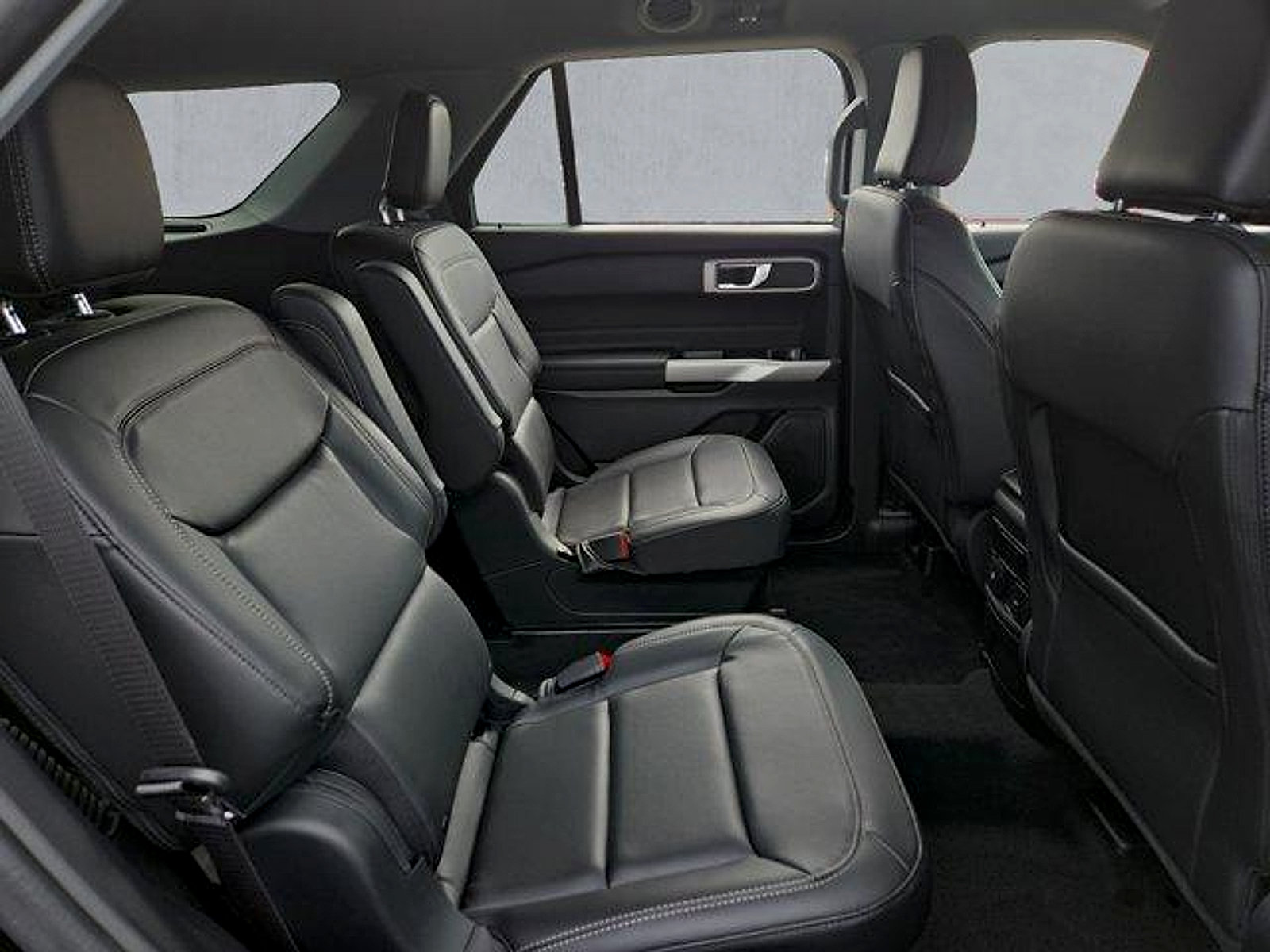 Certified 2023 Ford Explorer XLT w/ Equipment Group 202A AWD/4WD image 24