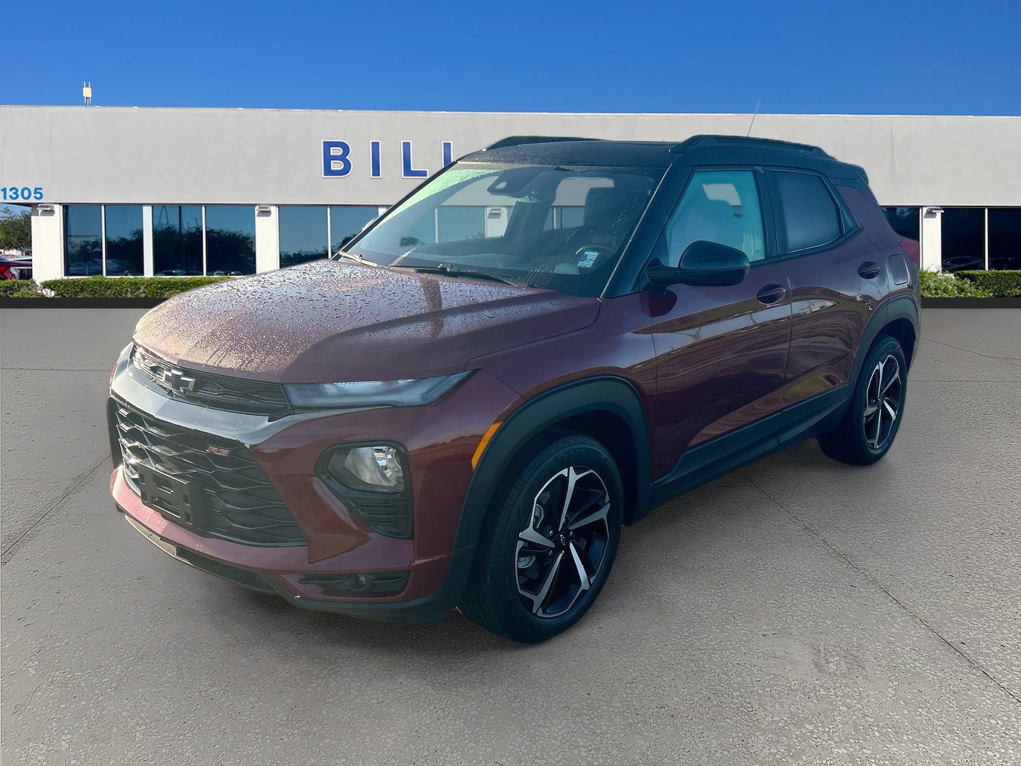 Used 2023 Chevrolet TrailBlazer RS w/ Sun and Liftgate Package FWD image 3