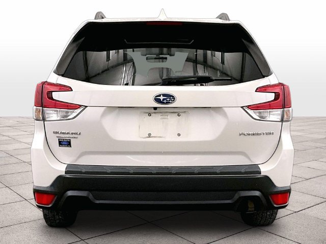 Used 2021 Subaru Forester Premium AWD/4WD image 4