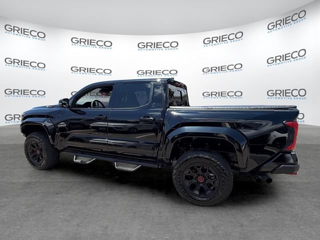 Used 2025 Toyota Tacoma TRD Pro AWD/4WD image 5