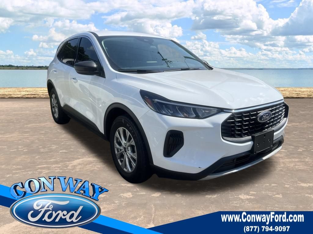 Certified 2023 Ford Escape Active AWD/4WD image 1