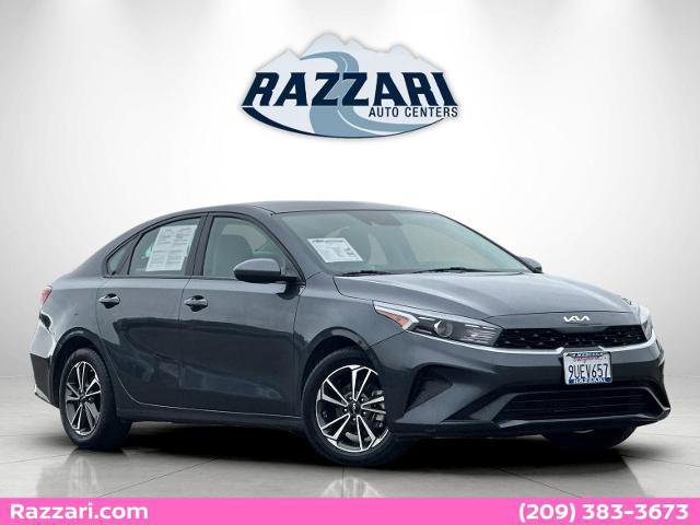 Used 2023 Kia Forte LXS image 7