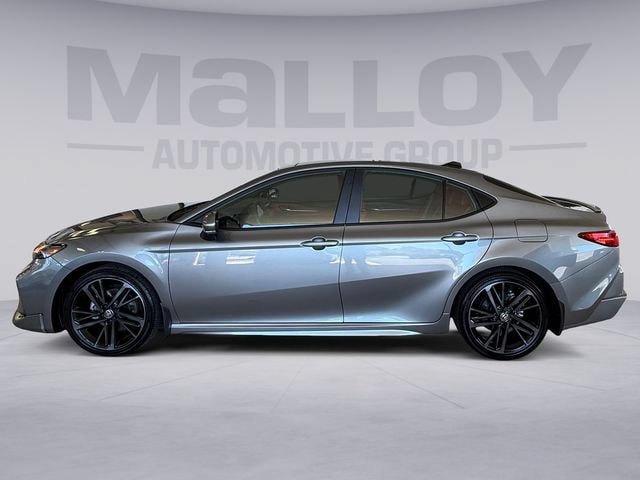 Used 2026 Toyota Camry XSE w/ Premium Plus Package FWD image 2