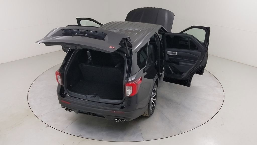 Certified 2022 Ford Explorer ST image 52