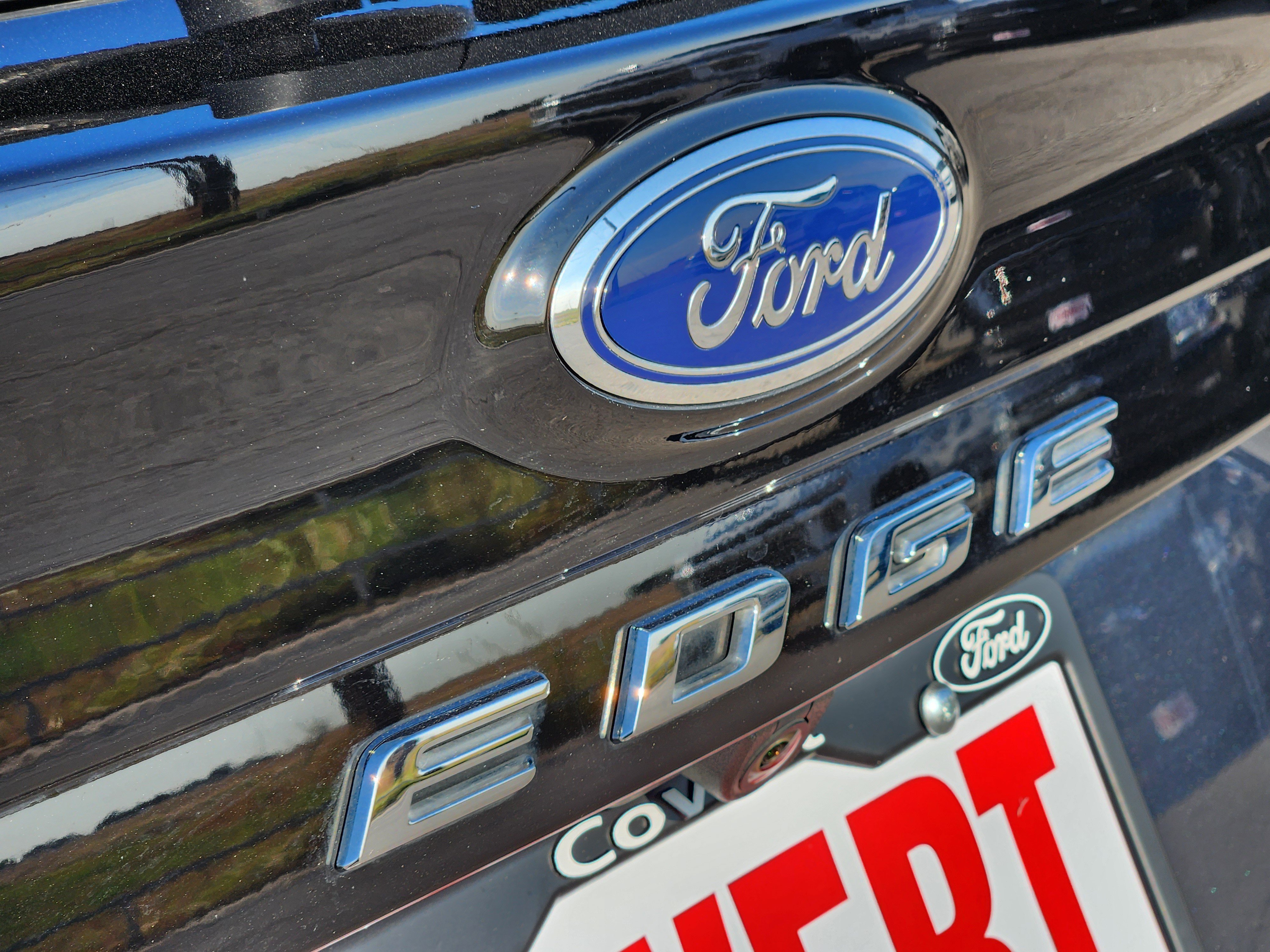 Certified 2024 Ford Edge ST-Line AWD/4WD image 12