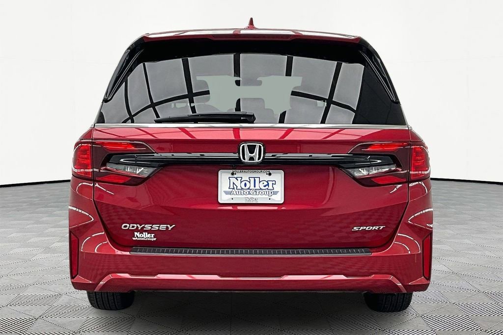 Used 2025 Honda Odyssey Sport-L image 3