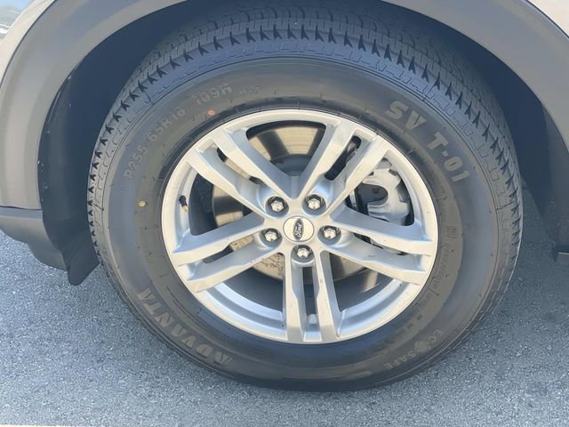Certified 2023 Ford Explorer XLT w/ Equipment Group 202A RWD image 39