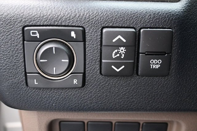 Used 2021 Lexus GX 460 Premium w/ Premium Package AWD/4WD image 28