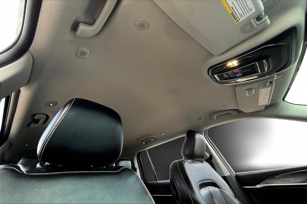 Used 2022 Jeep Grand Cherokee L Limited image 22