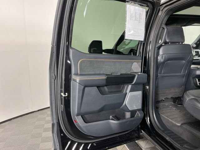 Certified 2023 Ford F350 Platinum AWD/4WD image 32