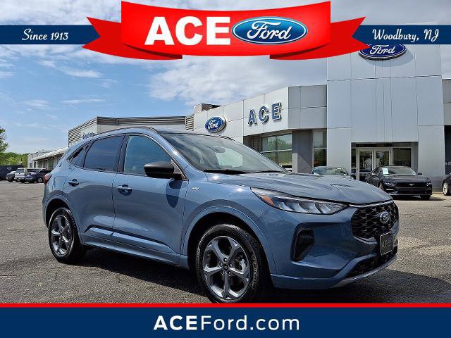 Certified 2023 Ford Escape ST-Line w/ Tech Pack #1 AWD/4WD image 6