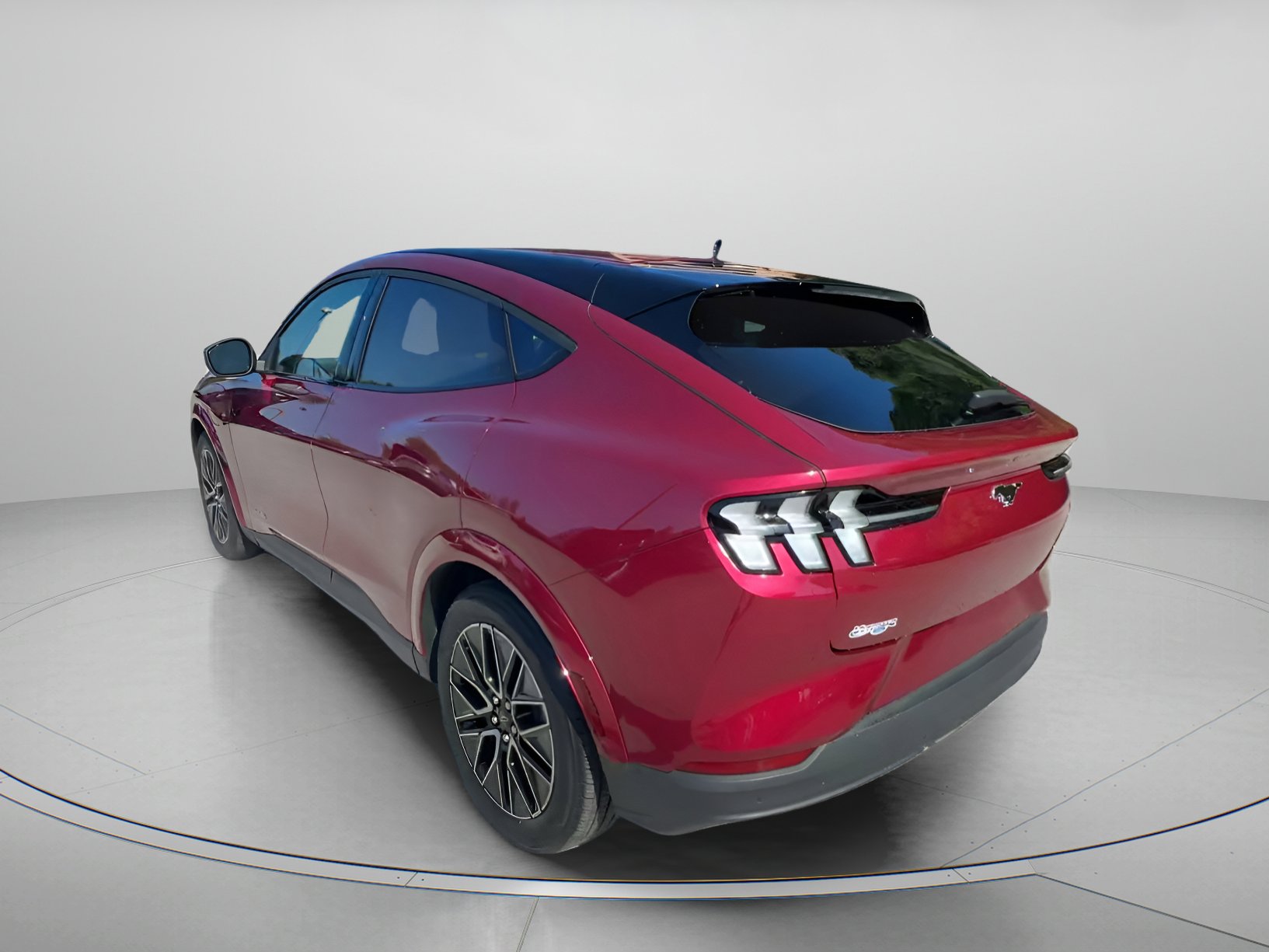 Certified 2025 Ford Mustang Mach-E Premium AWD/4WD image 22