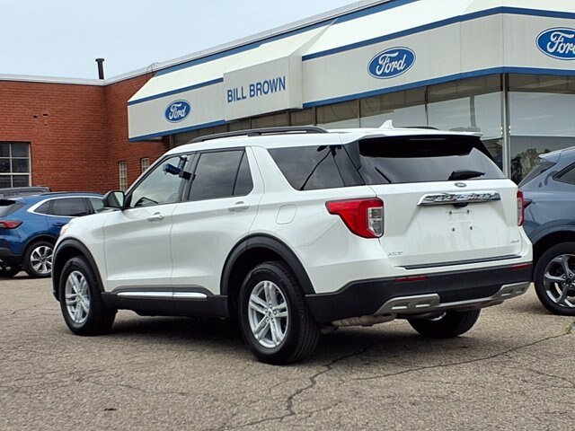 Certified 2024 Ford Explorer XLT w/ Equipment Group 202A AWD/4WD image 2