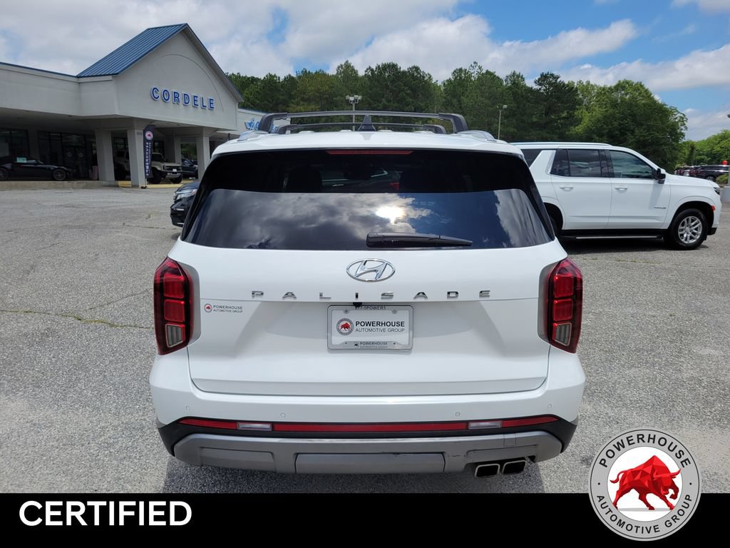 Used 2023 Hyundai Palisade SEL w/ Premium Package FWD image 5