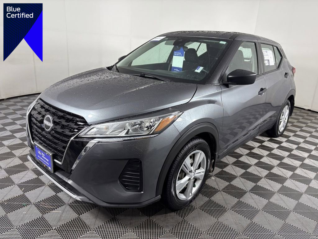 Used 2023 Nissan Kicks S image 1