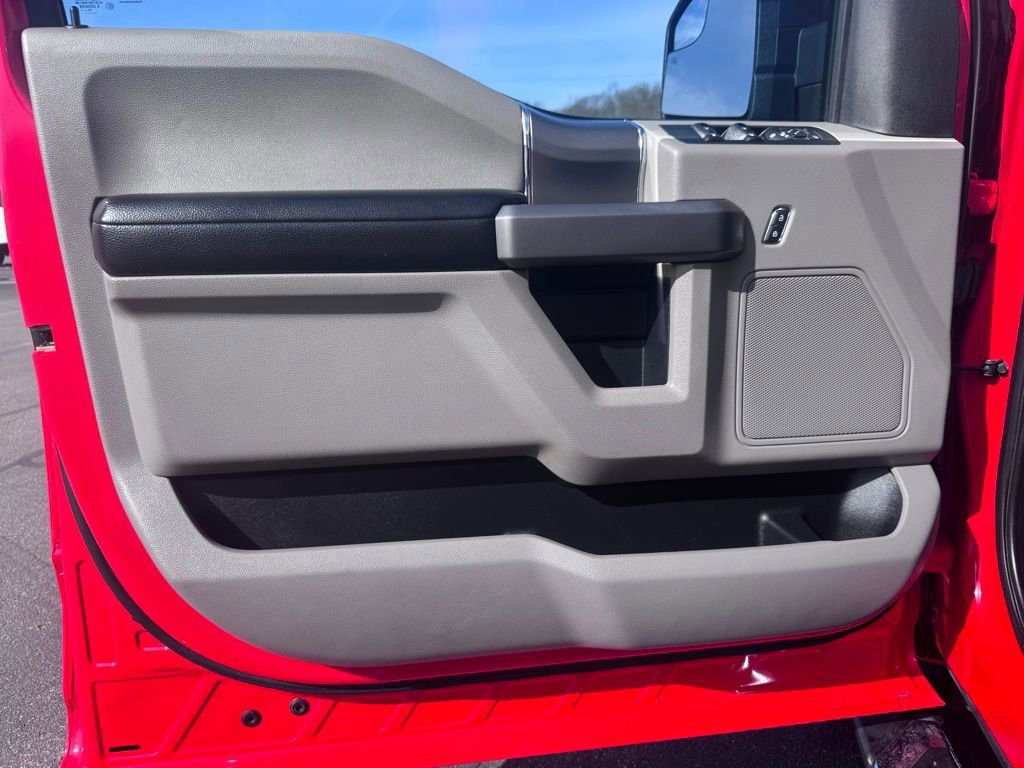 Certified 2019 Ford F150 XLT w/ Equipment Group 302A Luxury image 22