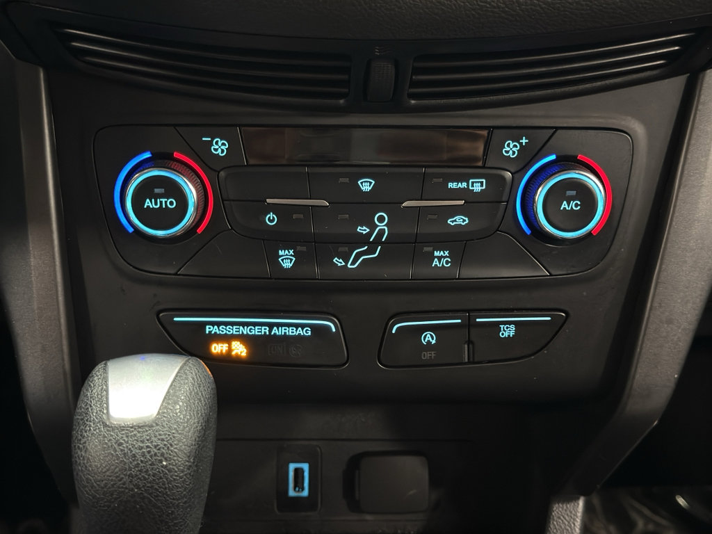Certified 2017 Ford Escape SE image 23