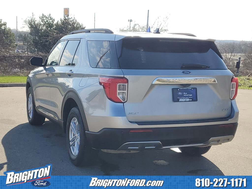 Certified 2023 Ford Explorer XLT w/ Equipment Group 202A image 3