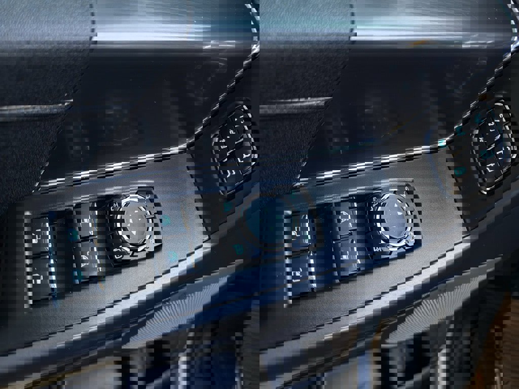 Certified 2025 Ford F150 Lariat image 14