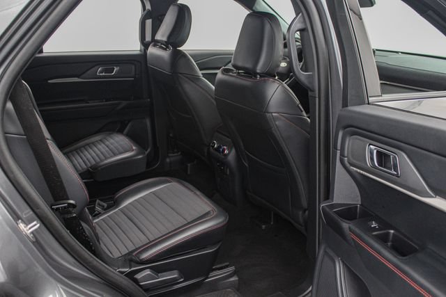 Certified 2026 Ford Explorer ST-Line AWD/4WD image 18